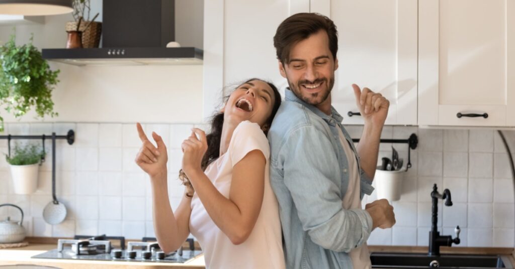 what makes a good family relationship successful