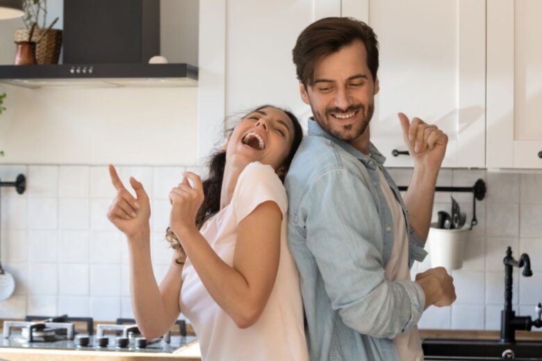 what makes a good family relationship successful