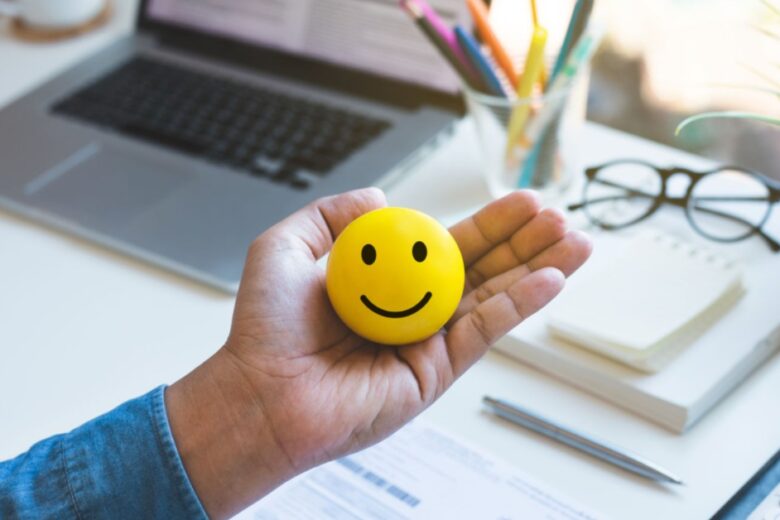 how to remain positive for a happier life
