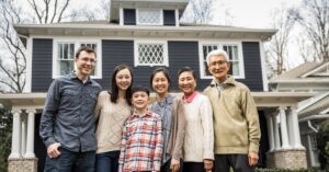 advantages and disadvantages of joint family